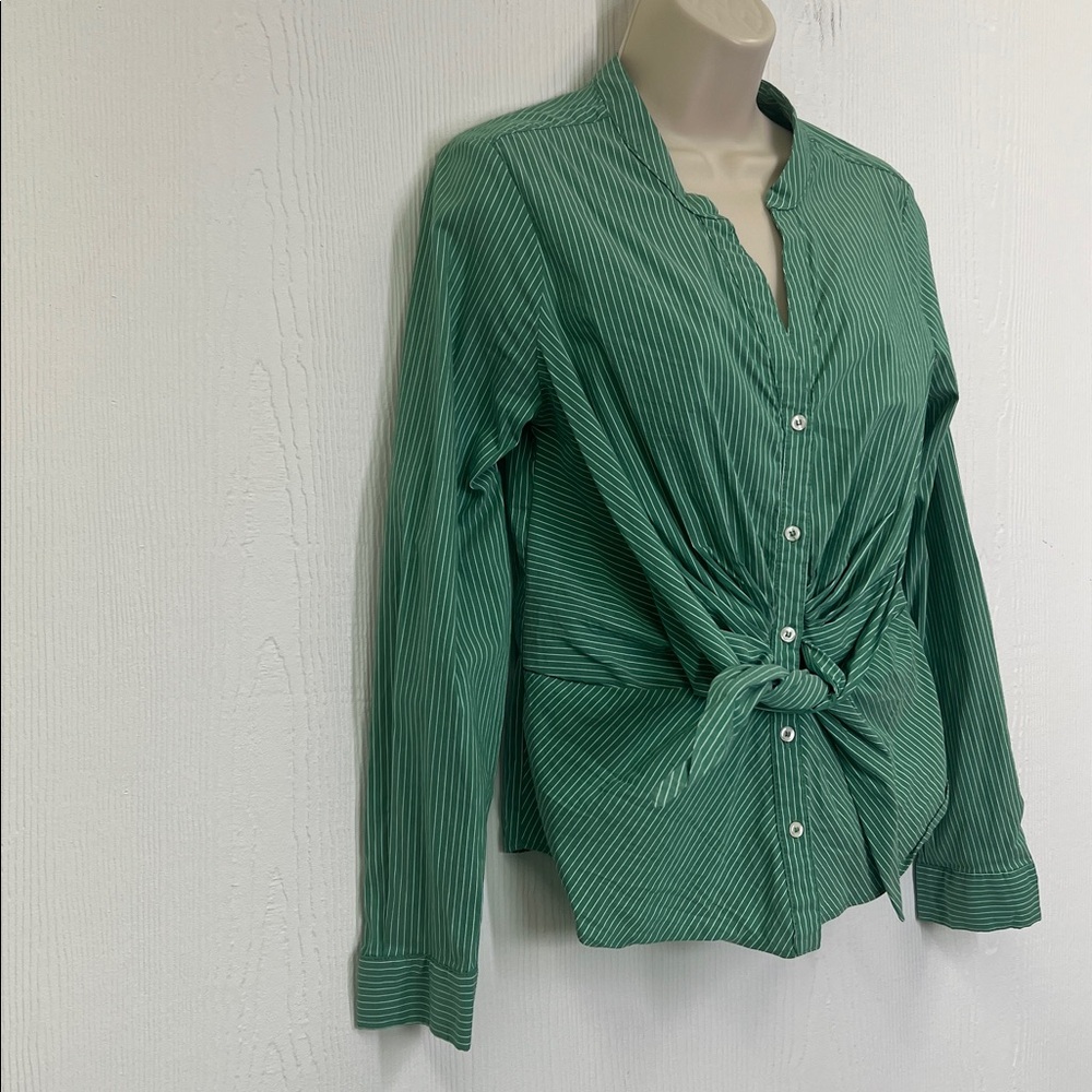 Anthropologie - Maeve Katherine Green And White Button Down Knotted Blouse SZ 8 - Picture 3 of 11